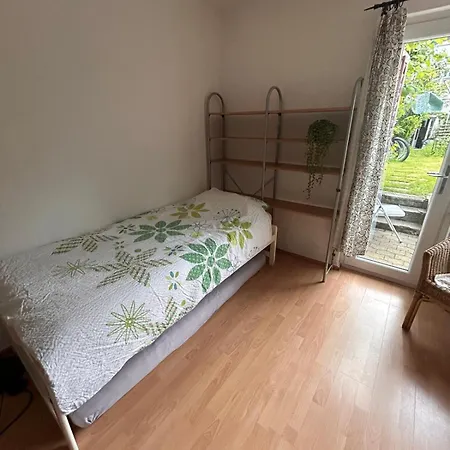 2 Mit Küche Und Bad *